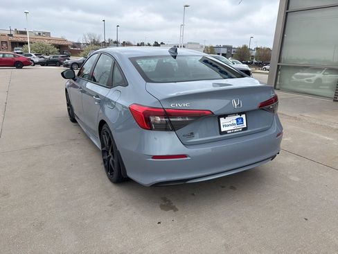 Used 2023 Honda Civic Sport image 7