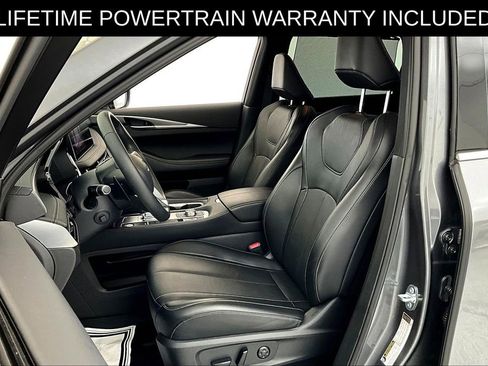 Certified 2025 INFINITI QX60 Luxe FWD image 33