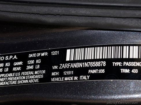 Used 2022 Alfa Romeo Giulia Ti AWD/4WD image 38