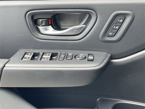 New 2025 Honda Pilot Touring image 22