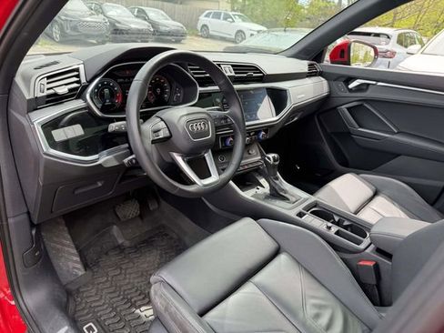 Used 2023 Audi Q3 2.0T Premium Plus w/ Premium Plus Package AWD/4WD image 11