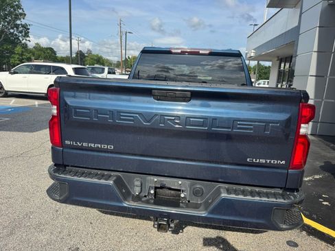 Used 2020 Chevrolet Silverado 1500 Custom w/ Custom Value Package AWD/4WD image 21