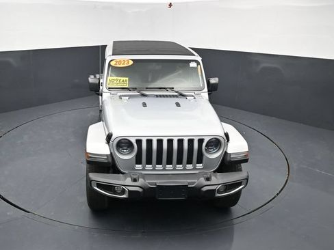Used 2023 Jeep Wrangler Unlimited Sahara w/ LED Lighting Group AWD/4WD image 27