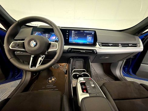 Used 2025 BMW X1 xDrive28i w/ Technology Package AWD/4WD image 14