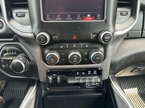 Used 2023 RAM 1500 Big Horn AWD/4WD image 34