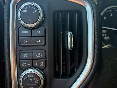 Used 2019 GMC Sierra 1500 SLT w/ SLT Premium Plus Package AWD/4WD image 14