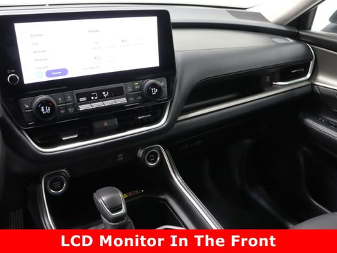 Certified 2025 Toyota Grand Highlander FWD image 16