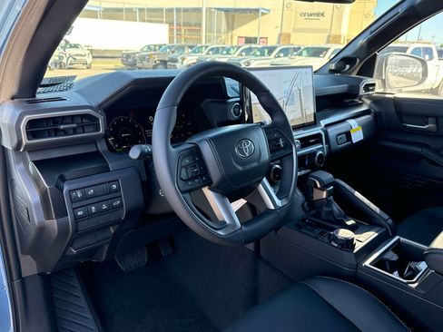 New 2026 Toyota 4Runner Limited AWD/4WD image 7
