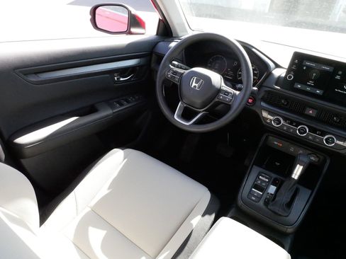 Certified 2026 Honda CR-V EX image 9