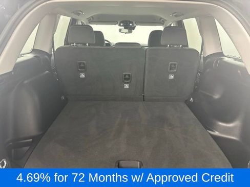 Used 2023 Jeep Grand Cherokee Laredo image 30