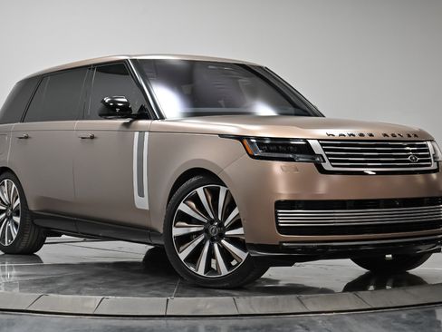 Used 2023 Land Rover Range Rover LWB SV Autobiography image 19