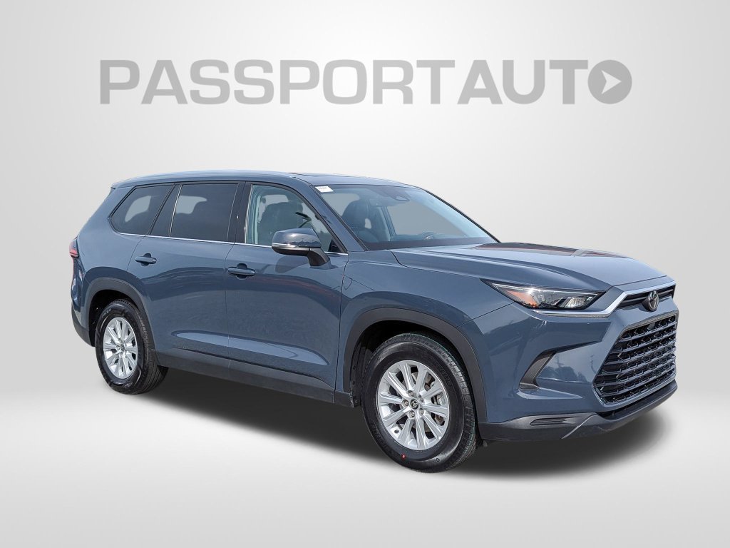 Certified 2025 Toyota Grand Highlander AWD image 10