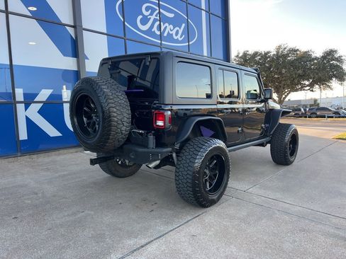 Used 2021 Jeep Wrangler Unlimited Sport image 8