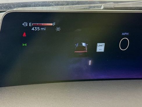 New 2025 Lincoln Navigator Reserve image 12