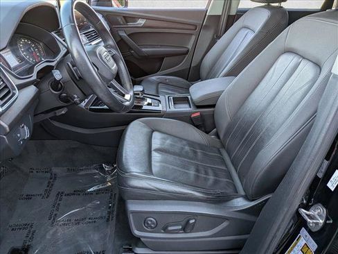 Used 2021 Audi Q5 2.0T Premium w/ Convenience Package AWD/4WD image 24
