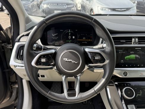 Used 2020 Jaguar I-PACE S image 16