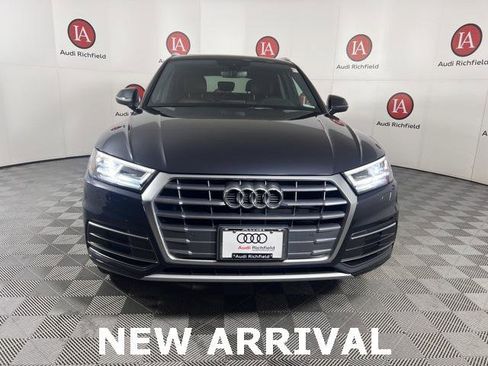 Used 2018 Audi Q5 2.0T Premium Plus w/ Premium Plus Package image 2