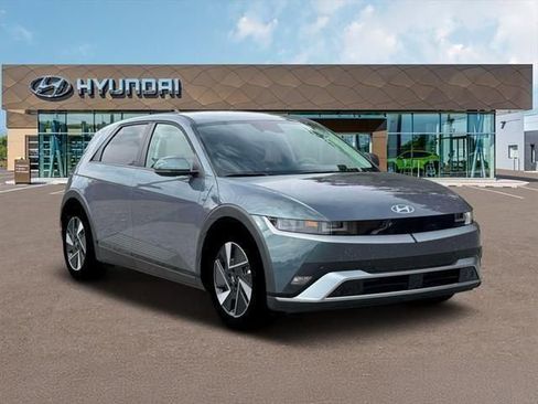 New 2026 Hyundai Ioniq 5 SE image 11