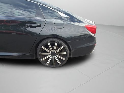 Used 2020 Honda Accord Sport image 32