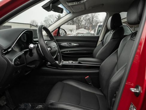 Used 2022 Genesis GV70 2.5T image 7