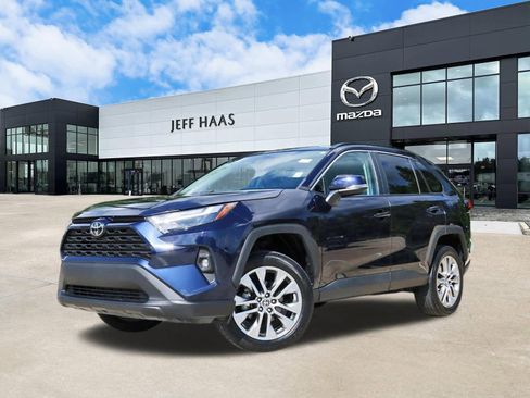 Used 2023 Toyota RAV4 XLE Premium FWD image 1