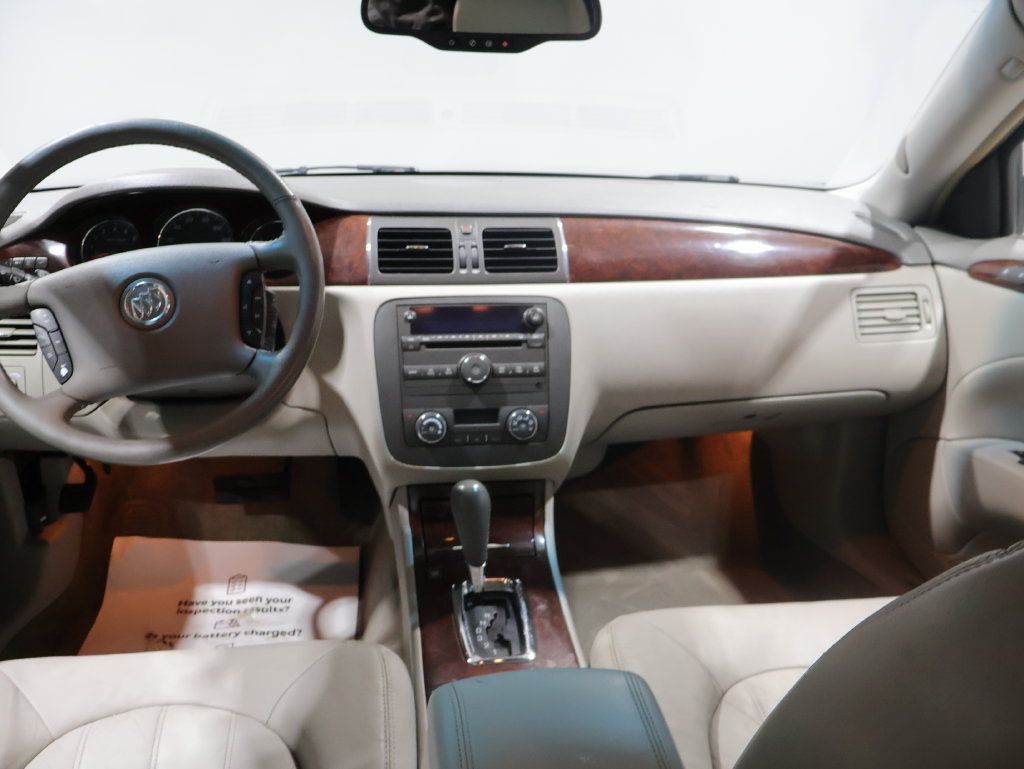 Used 2007 Buick Lucerne CXL FWD image 16