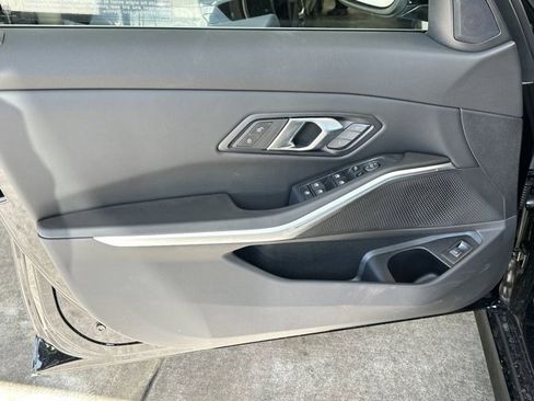 Used 2025 BMW 330i 330i w/ Convenience Package image 11