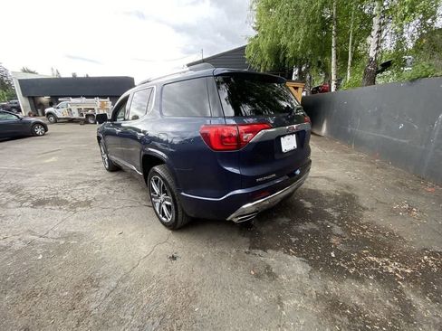 Used 2018 GMC Acadia Denali w/ Technology Package AWD/4WD image 4
