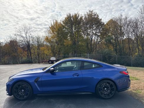 Used 2023 BMW M4 xDrive Competition w/ M Carbon Exterior Package image 2