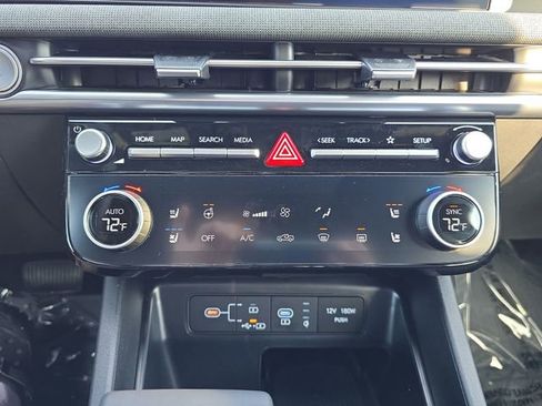 New 2025 Hyundai Santa Cruz Limited AWD/4WD image 18