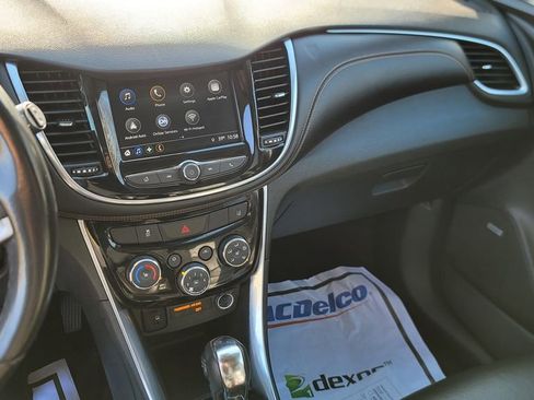 Used 2018 Chevrolet Trax Premier w/ LPO, Cargo Package image 21