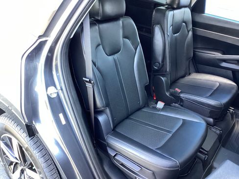 Used 2022 Kia Sorento EX w/ Panoramic Sunroof Package image 21