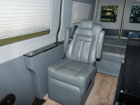 Used 2020 Mercedes-Benz Sprinter 2500 w/ Driver Convenience Package image 15