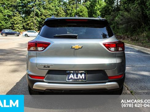 Used 2025 Chevrolet TrailBlazer LT FWD image 10