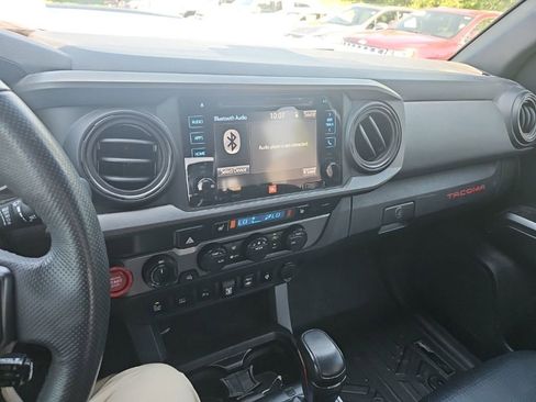Used 2019 Toyota Tacoma TRD Pro AWD/4WD image 20