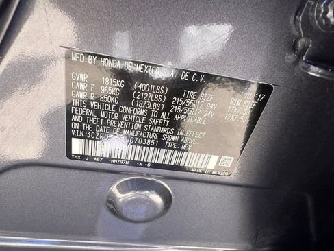 Used 2018 Honda HR-V EX image 36