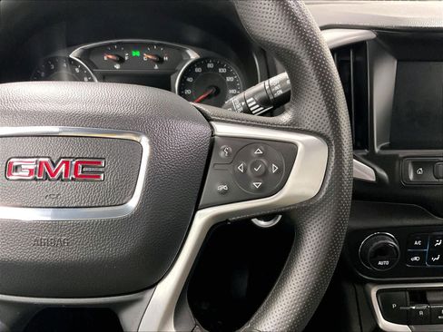 Used 2022 GMC Terrain SLE w/ Driver Convenience Package image 23