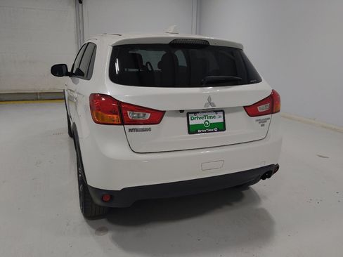 Used 2017 Mitsubishi Outlander Sport SE AWD/4WD image 6