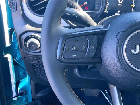 Used 2024 Jeep Wrangler Unlimited Sport AWD/4WD image 23