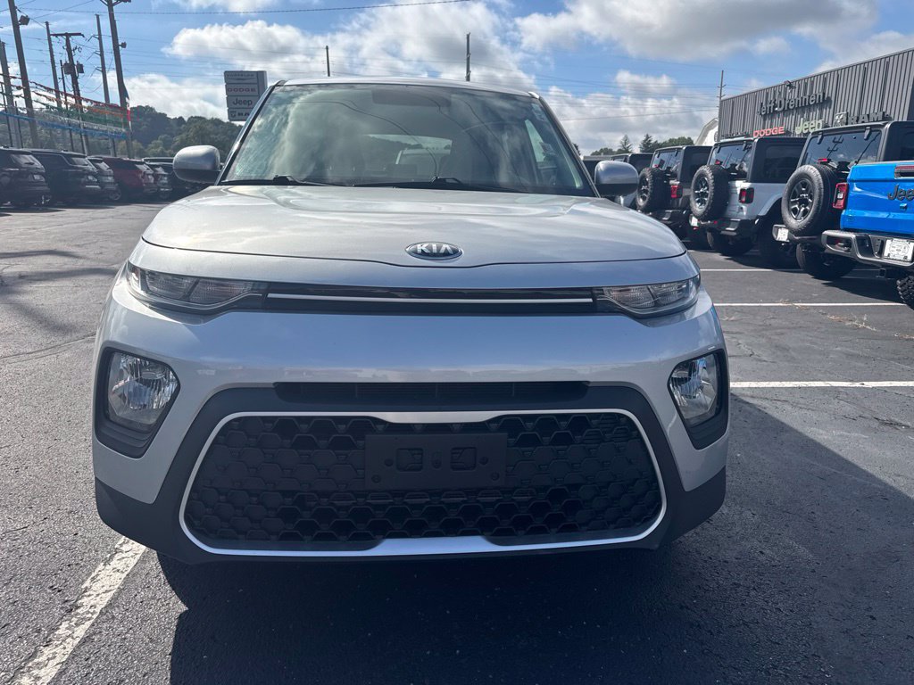Used 2020 Kia Soul LX FWD image 3