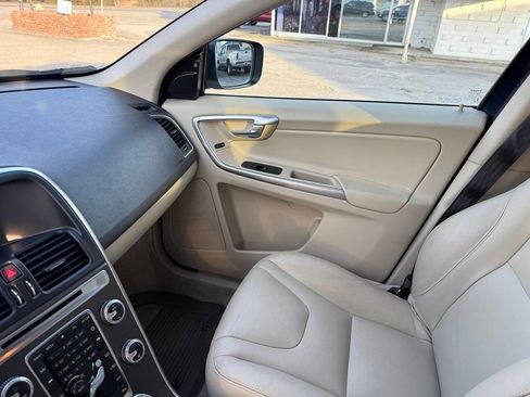 Used 2015 Volvo XC60 T5 Premier image 28