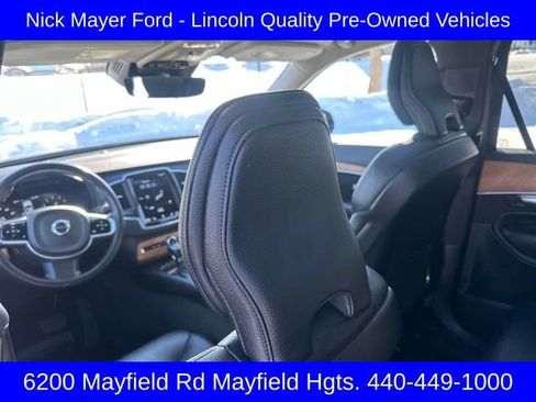 Used 2022 Volvo XC90 T6 Momentum w/ Climate Package image 26