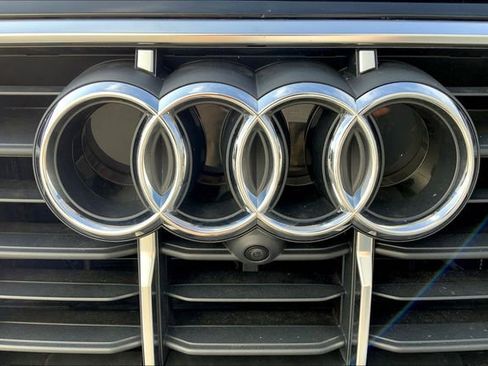 Used 2021 Audi Q7 3.0T Premium Plus image 31