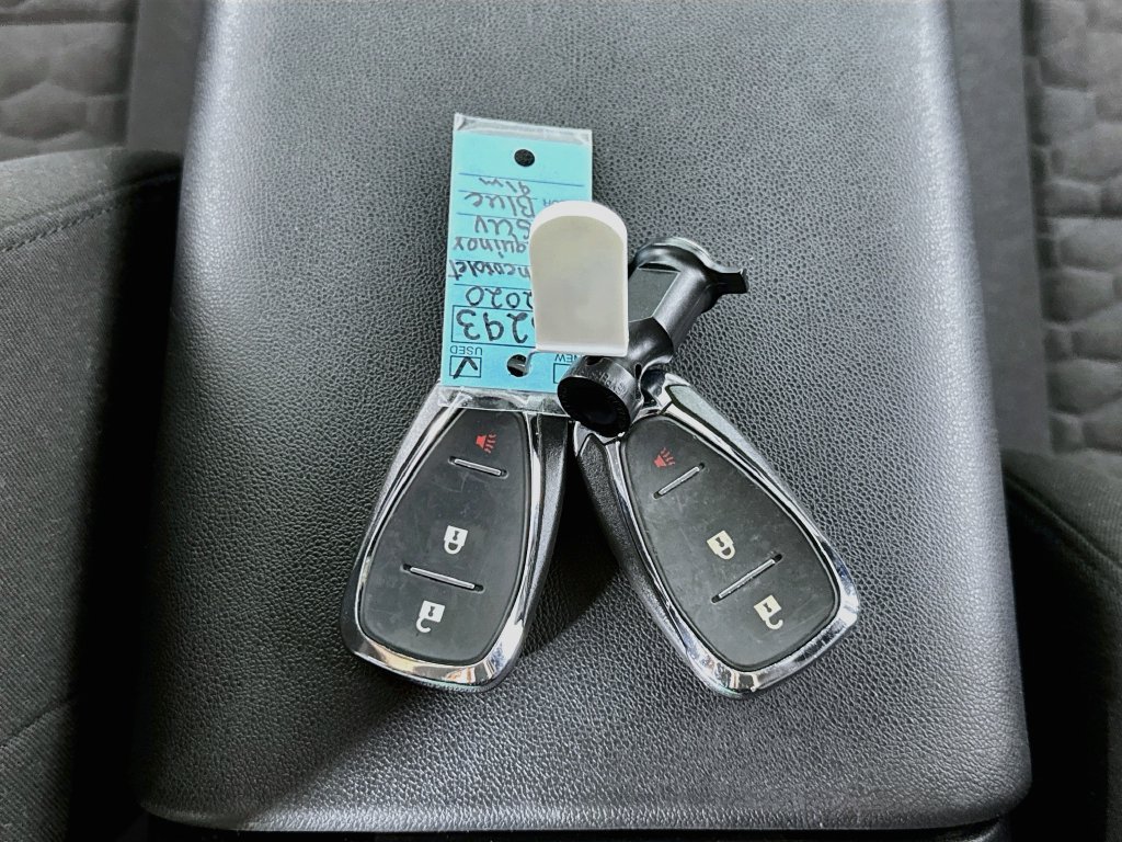 Used 2020 Chevrolet Equinox LT w/ LPO, Floor Liner Package FWD image 29