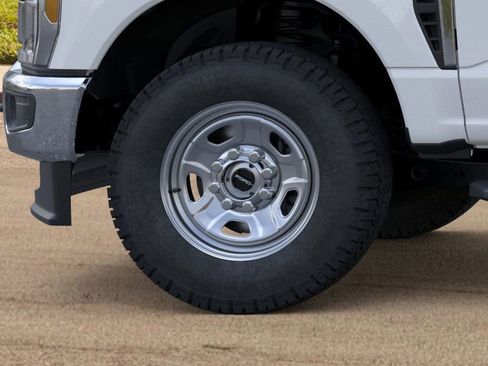 New 2025 Ford F350 XL w/ XL Chrome Package image 19