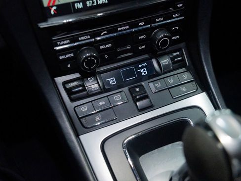 Used 2015 Porsche Cayman GTS image 40