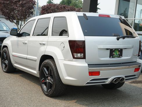 Used 2010 Jeep Grand Cherokee SRT8 w/ SRT Option Group I AWD/4WD image 3