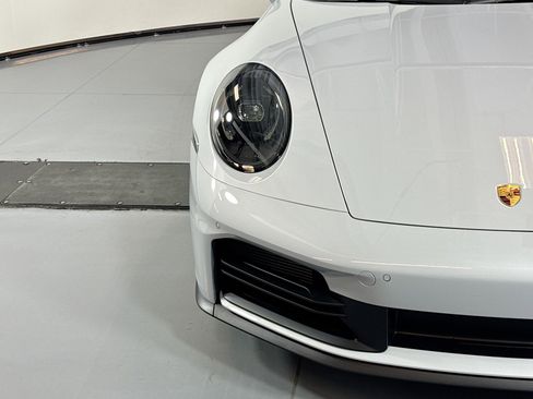 Certified 2025 Porsche 911 Carrera image 27