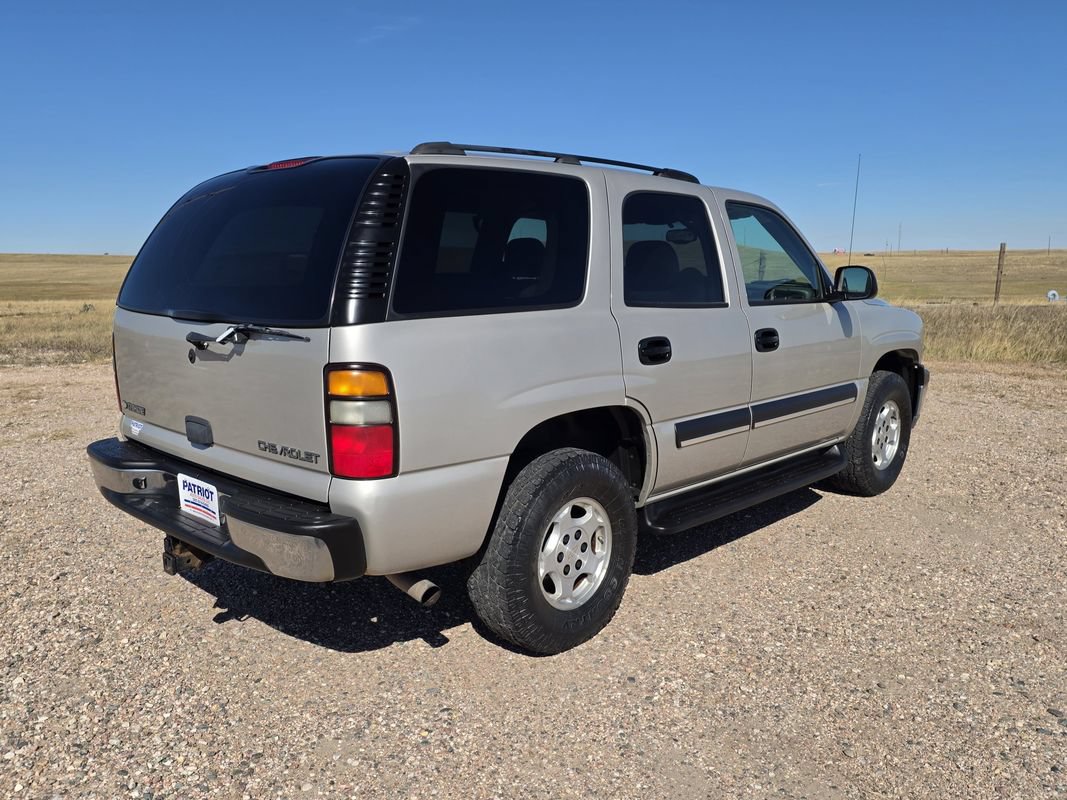 Used 2004 Chevrolet Tahoe LS w/ Preferred Equipment Group AWD/4WD image 5