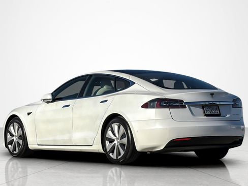Used 2020 Tesla Model S Long Range image 3